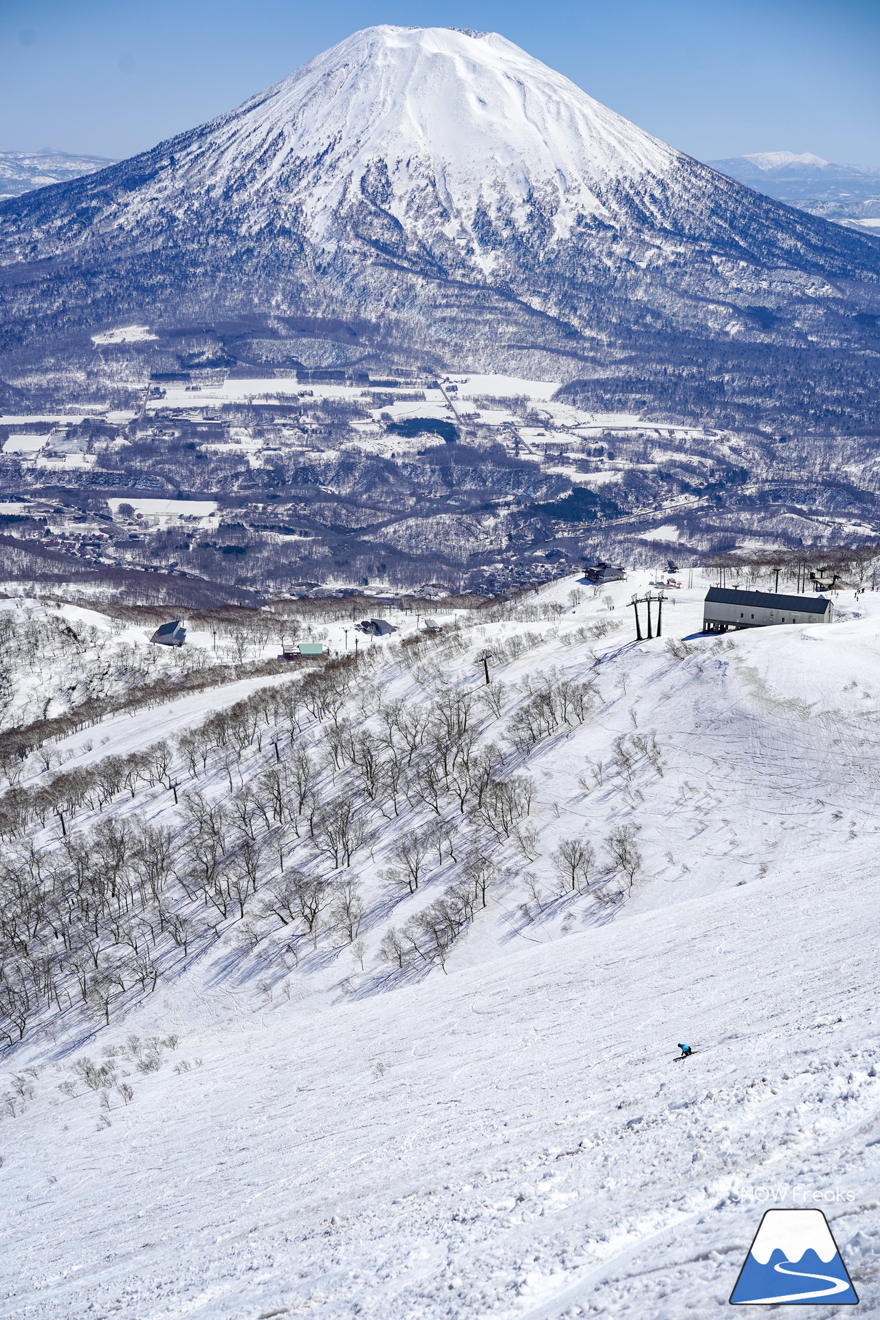 ニセコグラン・ヒラフ DYNASTAR SKI TEST RIDE DAYS Photo Session!!最高の天気に恵まれたニセコに、最高の仲間たちが集まりました☆